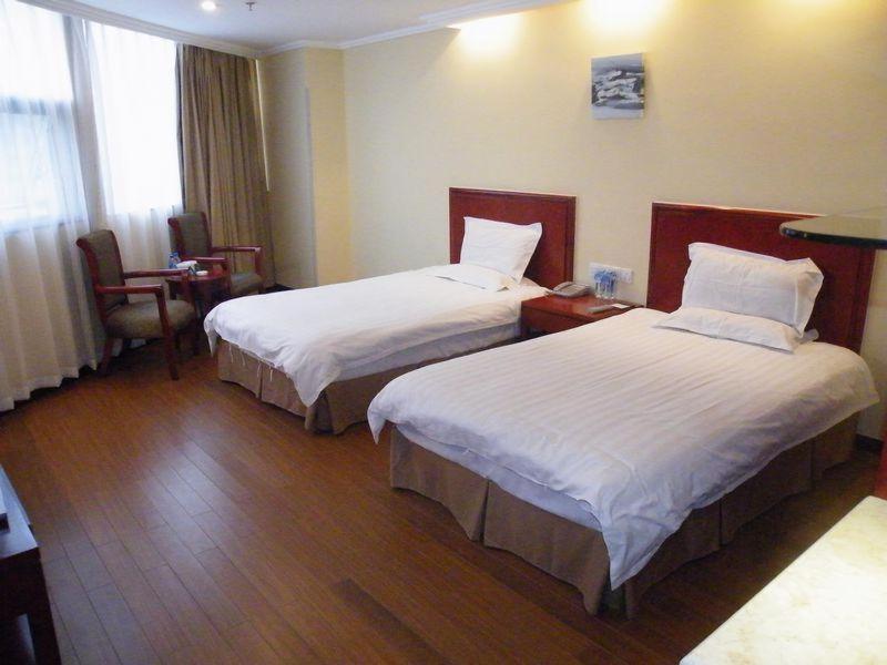 Greentree Inn Guiyang Penshuichi Business Hotel Chambre photo